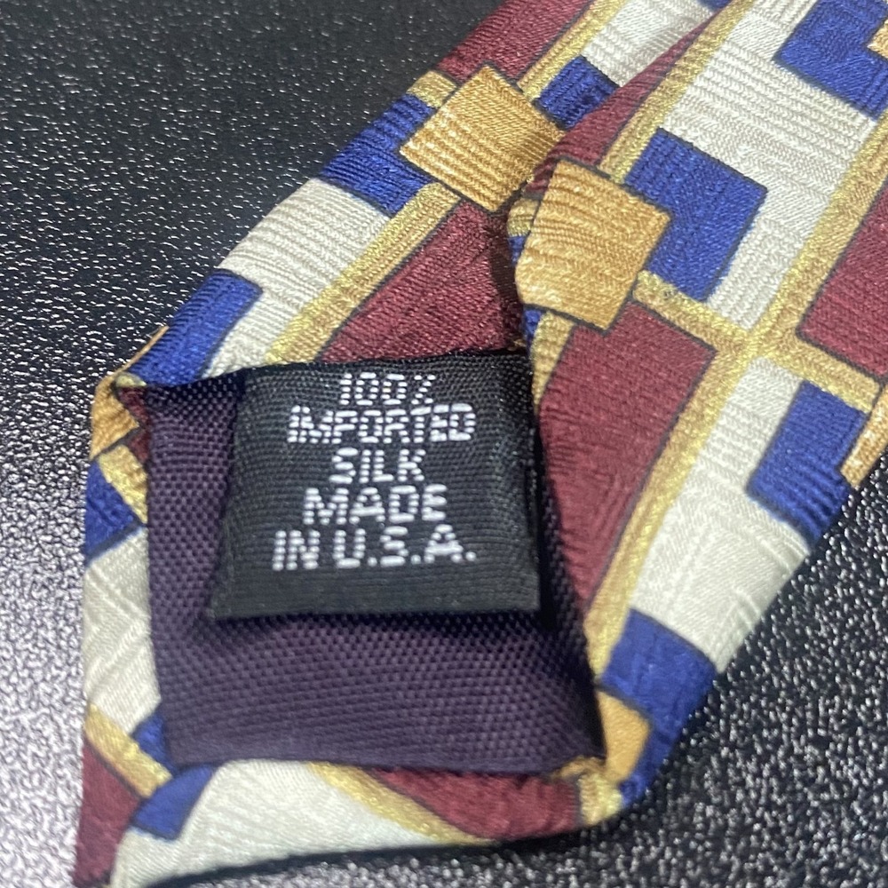 Vintage Beans McGee Tie Geometric Red Blue Gold Silk 3.5 x 58" USA Made AOP - Picture 4 of 6
